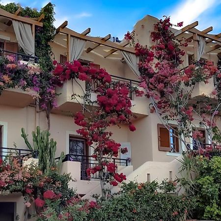 Niki Apartments Makrýgialos Dış mekan fotoğraf